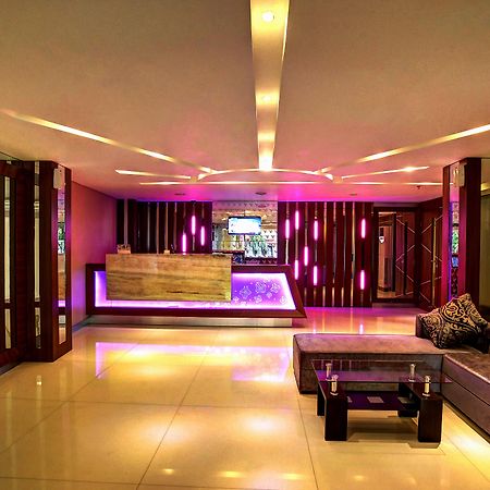 Vio Hotel Veteran Bandung Eksteriør billede