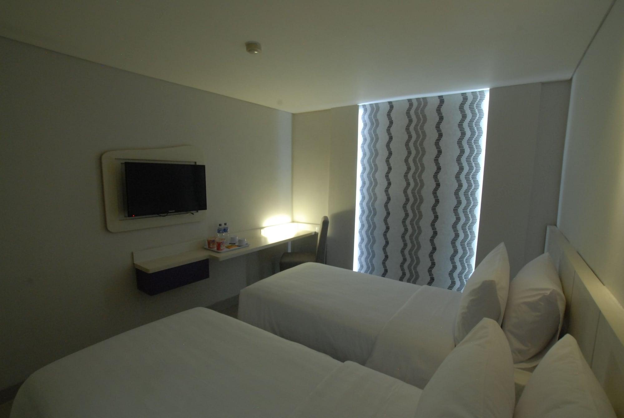 Vio Hotel Veteran Bandung Eksteriør billede