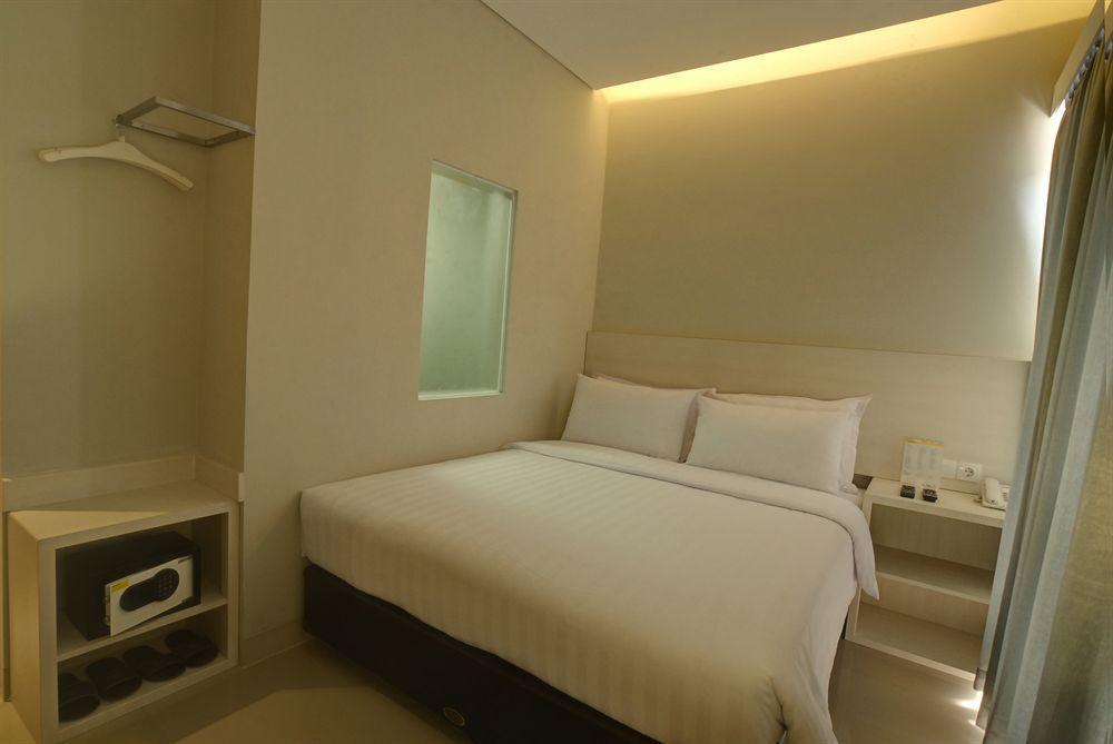 Vio Hotel Veteran Bandung Eksteriør billede